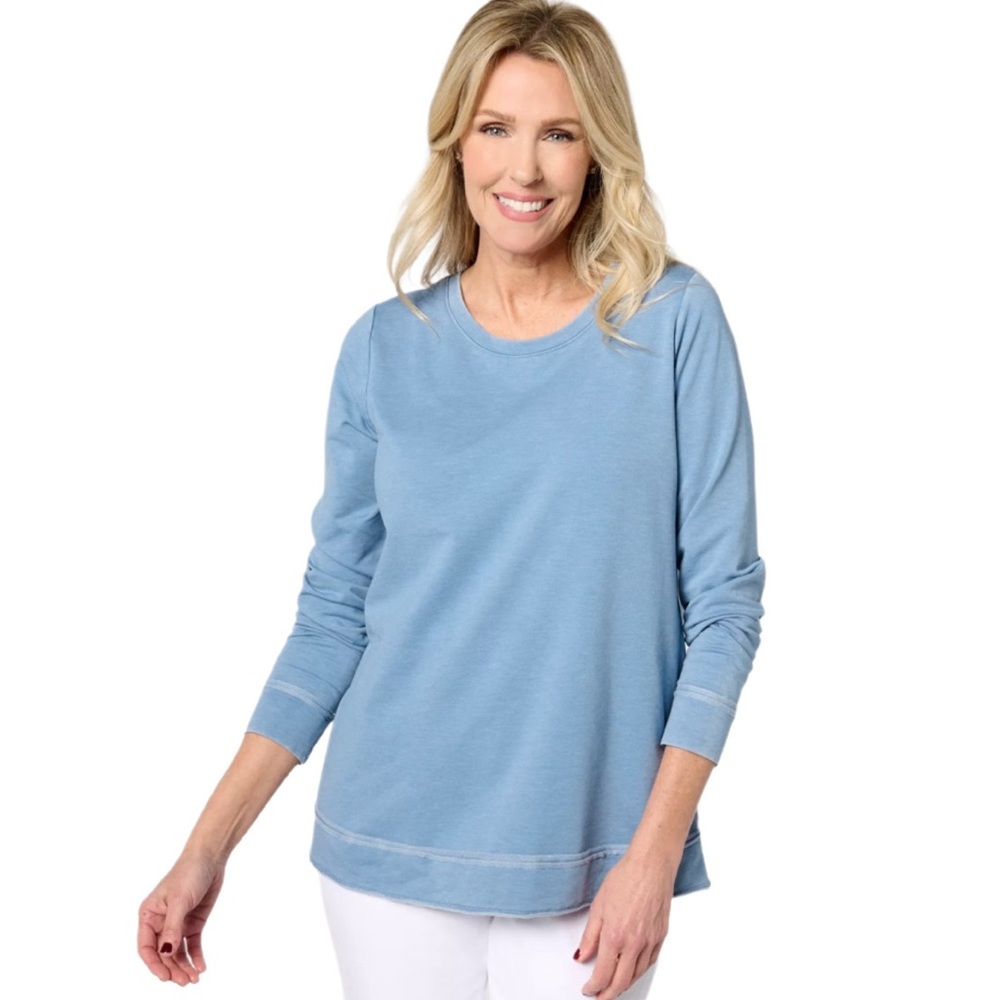 NWT AnyBody Lounge Beach Wash Knit Top with Tulip Back Size S